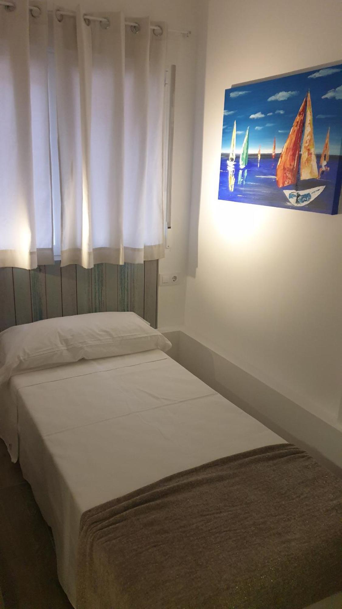 Hostal Royal Begona Madrid Exterior foto
